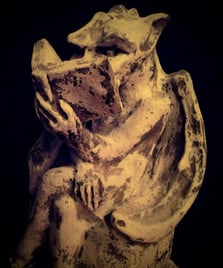 Read-Book-Gargoyle